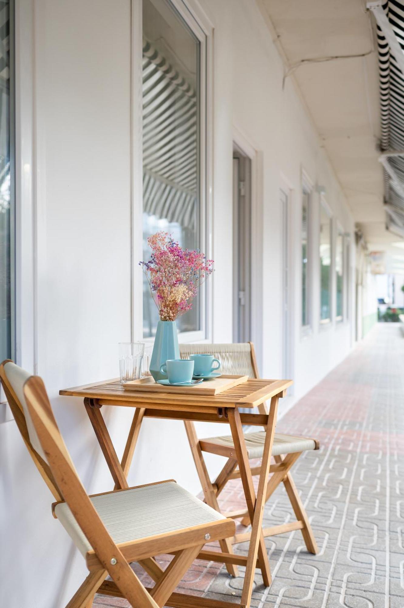 Apartamentos Benicasim - La Casa Encendida Benicàssim Exteriör bild